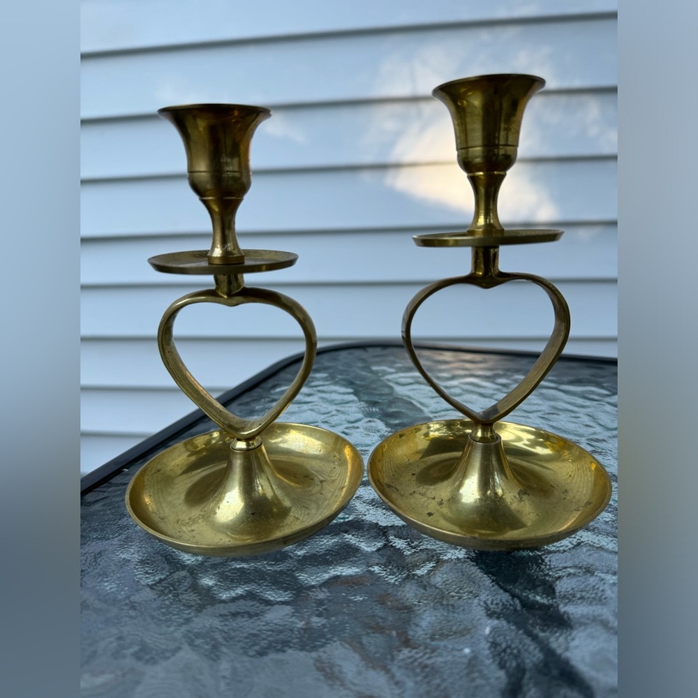 2 Vintage‎ Brass Heart Candle Holders-Made In India G
